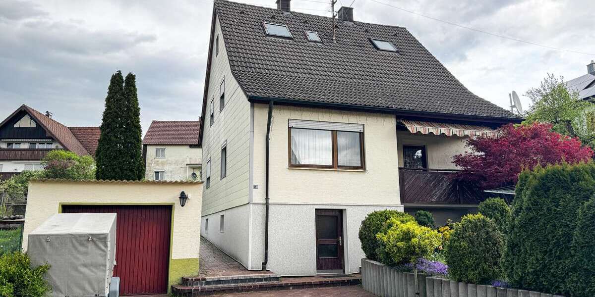 Haus zum Kaufen in Aalen 420.000 € 158.23 m² 8 zimmer