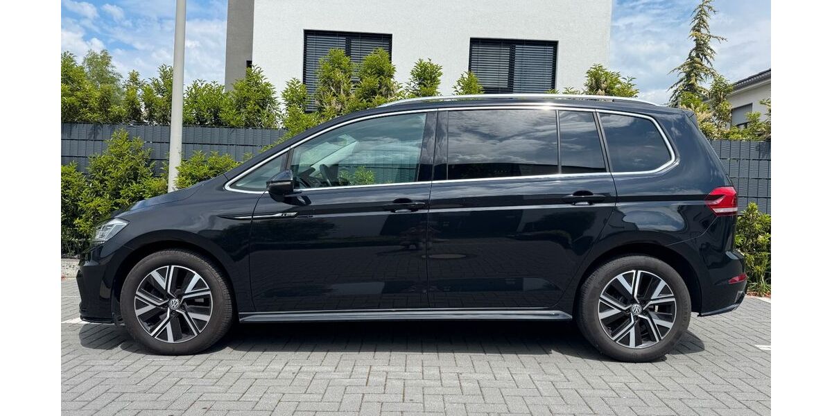 VW Touran 67.700 km 20.998 &euro; Hannover 30457