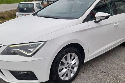 Seat Leon 132.694 km 8.999 &euro; Neuburg/Inn bei Passau 94127