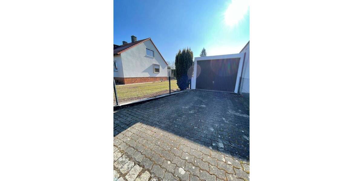 Einfamilienhaus Langenzenn - 6 Zimmer, 130 m&sup2;, 1.495&euro; | Angebot:25984081