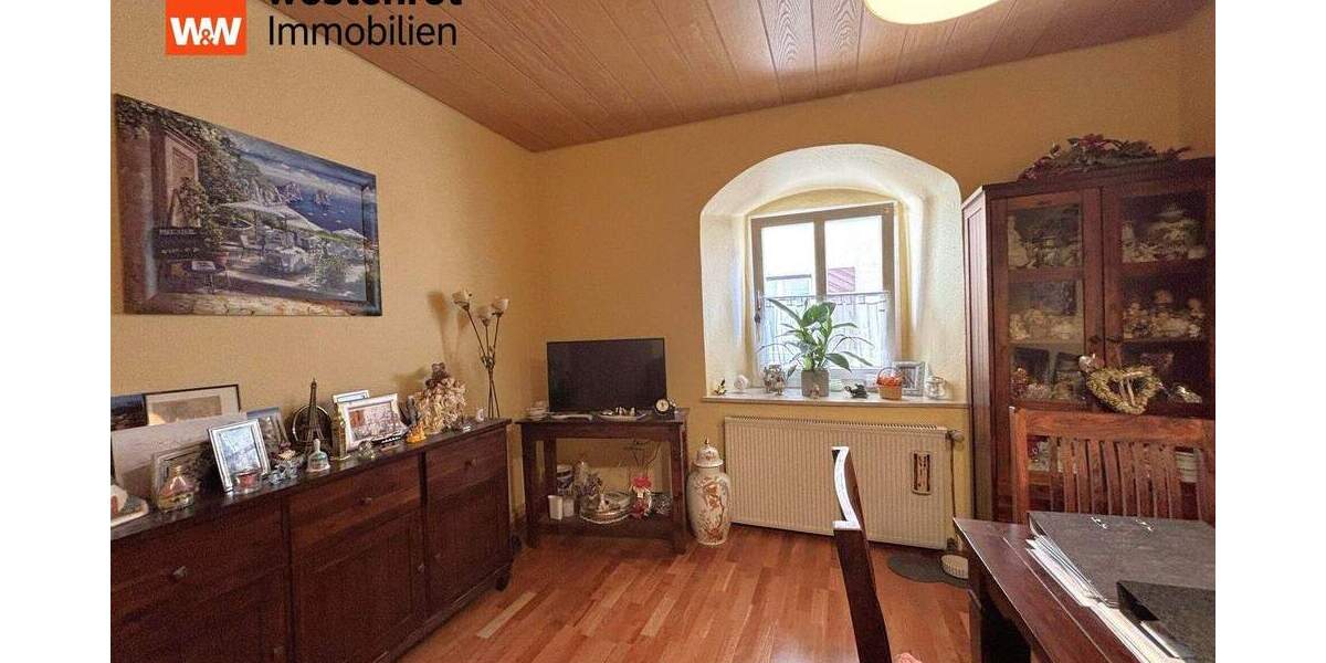 Mehrfamilienhaus, Wohnhaus Hersbruck - 7 Zimmer, 182 m&sup2;, 899.000&euro; | Angebot:25663531