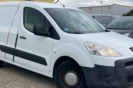 Peugeot Partner 188.027 km 3.400 € Bad Harzburg 38667