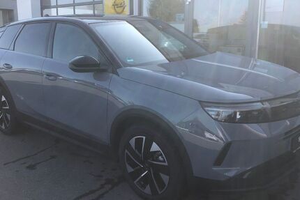 Opel Grandland (X) 13.700 km 28.500 &euro; Munderkingen 89597