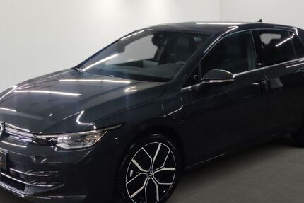 VW Golf 5.000 km 37.990 € Kaiserslautern 67663
