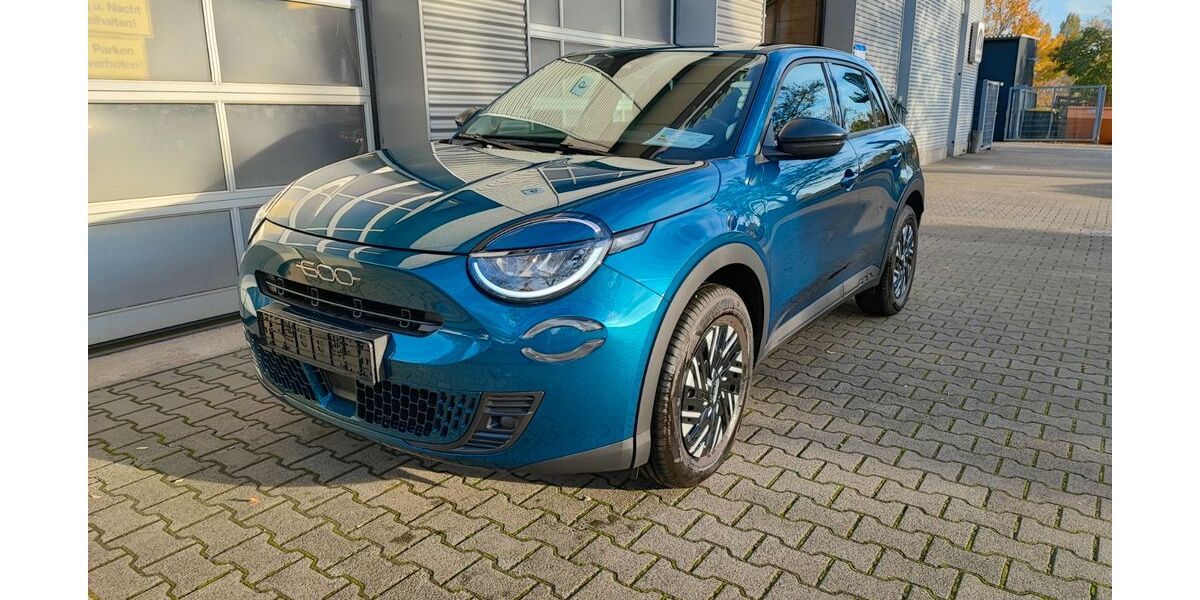 Fiat 600 1.552 km 22.990 &euro; Cottbus 03050