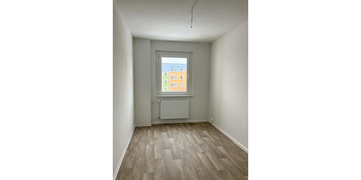 Etagenwohnung Zschopau - 6 Zimmer, 126 m&sup2;, 844&euro; | Angebot:24625039