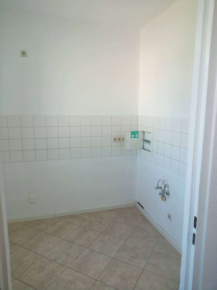Wohnung zum Mieten in Bad Lausick 181,50 € 33 m²