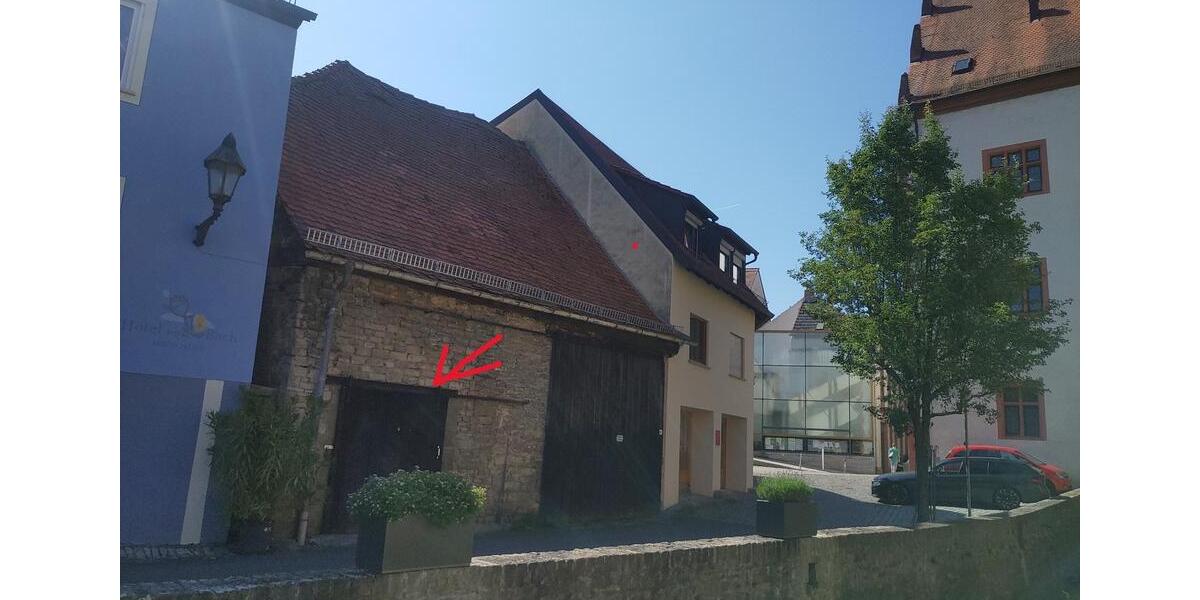 Etagenwohnung Würzburg Sanderau - 5 Zimmer, 134 m&sup2;, 440&euro; | Angebot:25752183