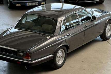 Jaguar XJ12 39.300 km 39.900 &euro; Frankfurt/Main 60388