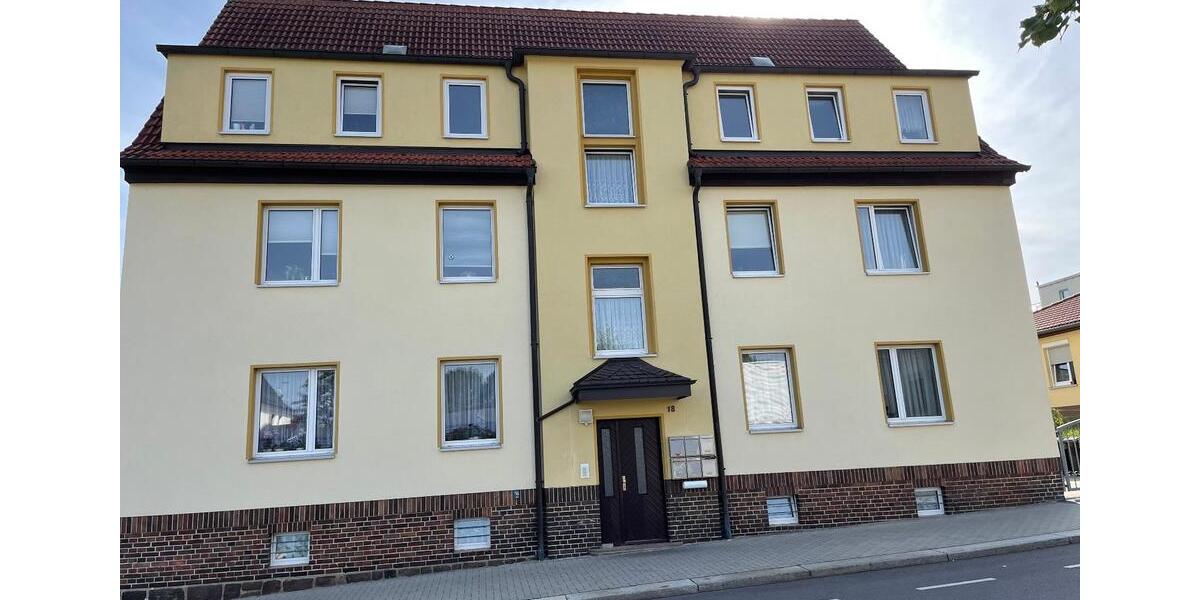 Dachgeschoßwohnung Limbach-Oberfrohna Oberfrohna - 3 Zimmer, 57 m&sup2;, 340&euro; | Angebot:26131610