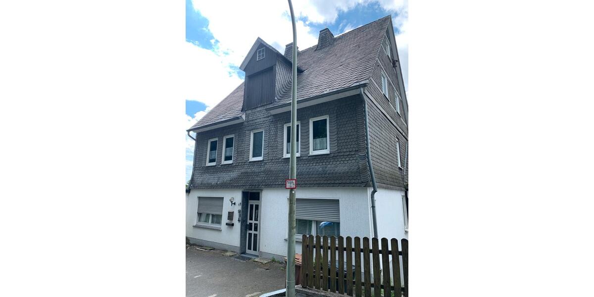 Einfamilienhaus Schmallenberg - 8 Zimmer, 200 m&sup2;, 219.000&euro; | Angebot:27070760