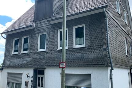 Haus Schmallenberg - 8 Zimmer, 200 m&sup2;, 219.000&euro; | Angebot:27070760