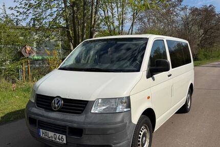VW T5 Transporter 249.068 km 3.900 &euro; Halle 06132