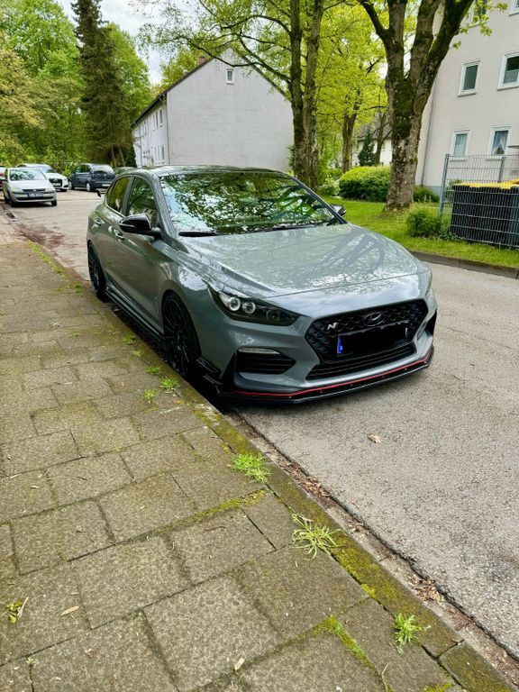 i30