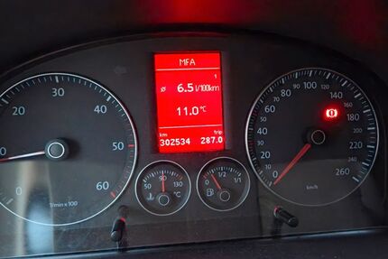 VW Caddy Maxi 302.000 km 5.499 &euro; Heubach 73540