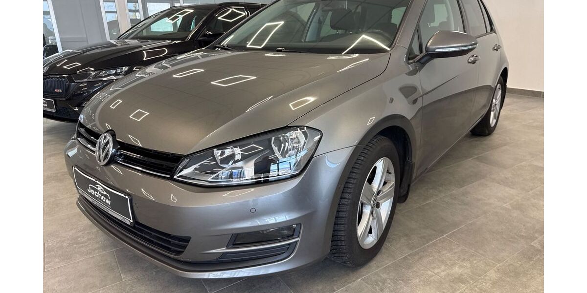VW Golf 32.300 km 9.900 &euro; Brandenburg an der Havel 14772
