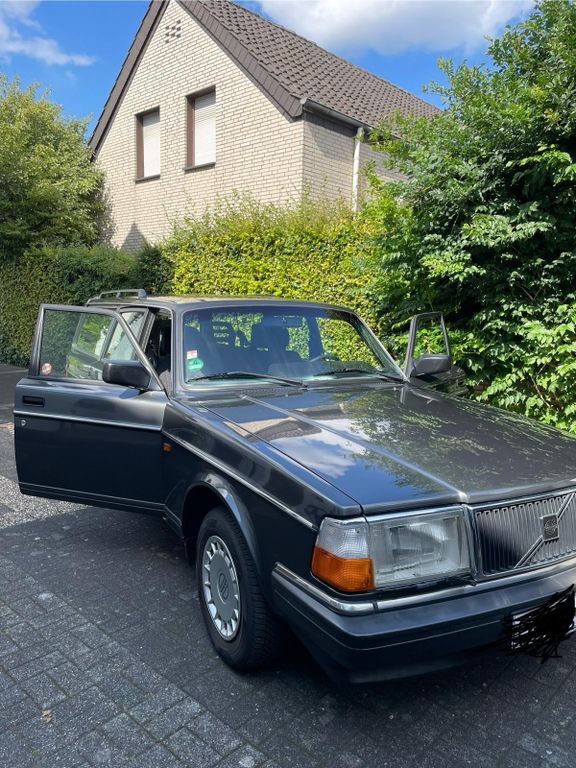 240