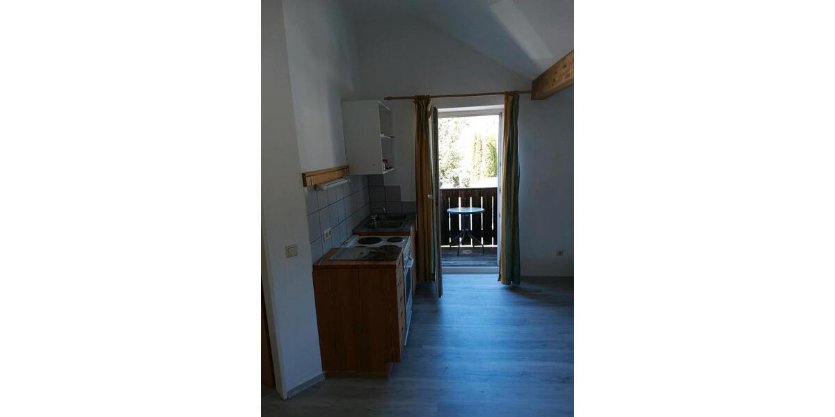 Dachgeschoßwohnung Miltach - 3 Zimmer, 55 m&sup2;, 750&euro; | Angebot:26435533