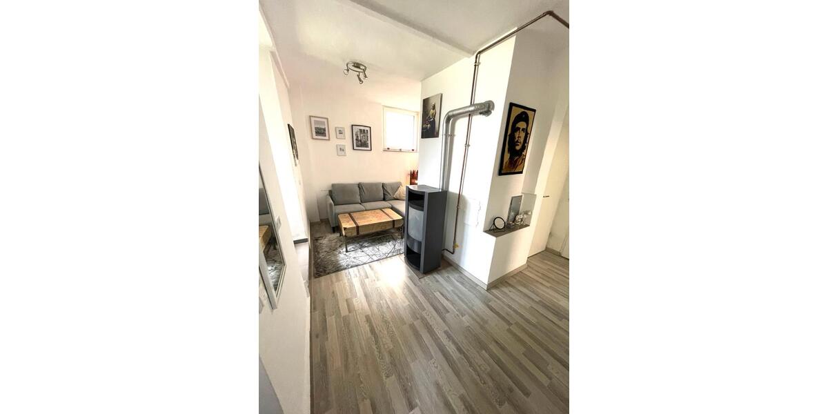 Erdgeschoßwohnung Stuttgart Zuffenhausen - 2 Zimmer, 45 m&sup2;, 700&euro; | Angebot:26012922