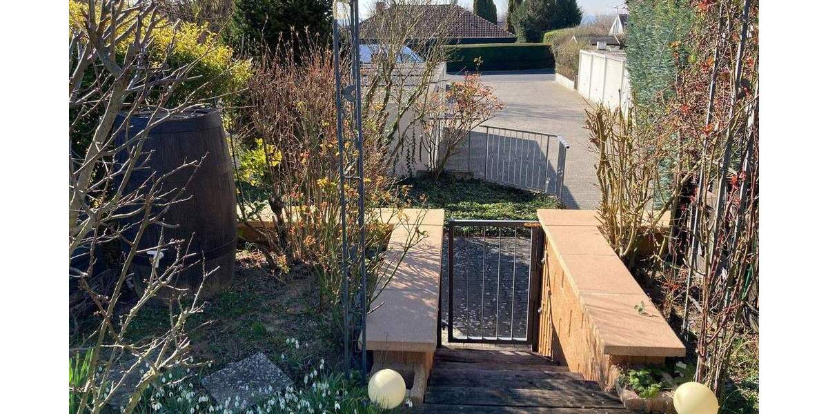 Reihenendhaus Wiesbaden Nordenstadt - 6 Zimmer, 150 m&sup2;, 580.000&euro; | Angebot:25720800
