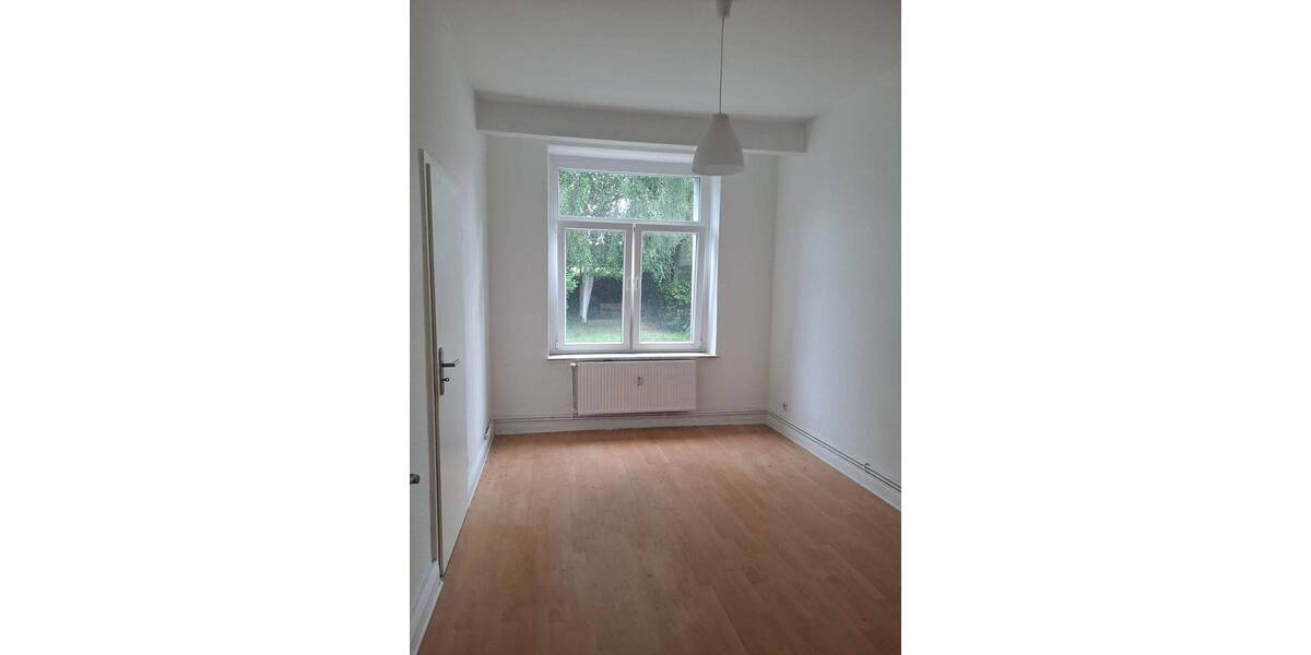 Etagenwohnung Neumünster Innenstadt - 2 Zimmer, 48 m&sup2;, 380&euro; | Angebot:26851153