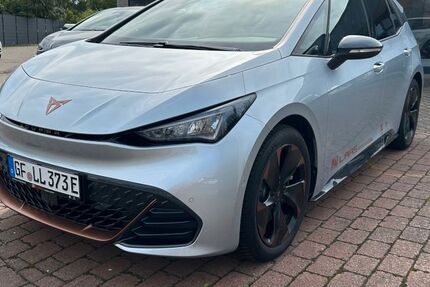 Cupra Born 4.000 km 34.590 &euro; Schwülper 38179