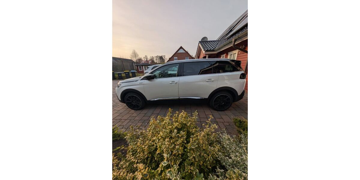 Peugeot 5008 88.000 km 22.500 &euro; Wittorf 21357