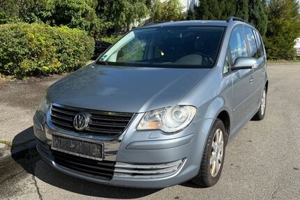 VW Touran 156.000 km 1.699 &euro; lahr 77933