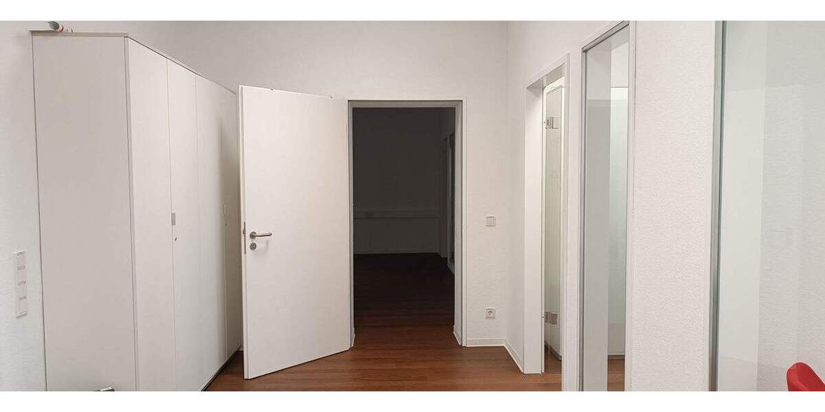 Gewerbeobjekt Hanau Lamboy - 4 Zimmer, 1.750&euro; | Angebot:24973896