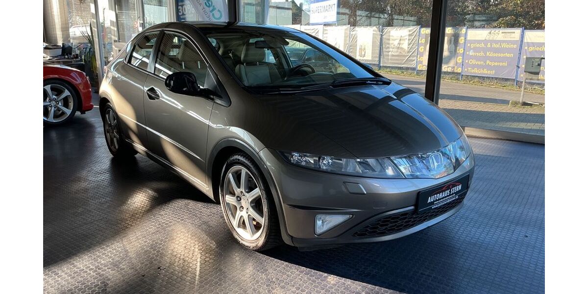 Honda Civic 121.200 km 7.900 &euro; Bremen 28201