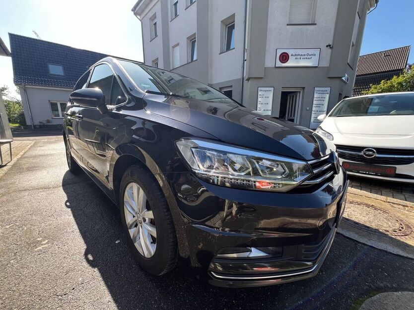 VW Touran 177.000 km 16.999 € Kronshagen 24119