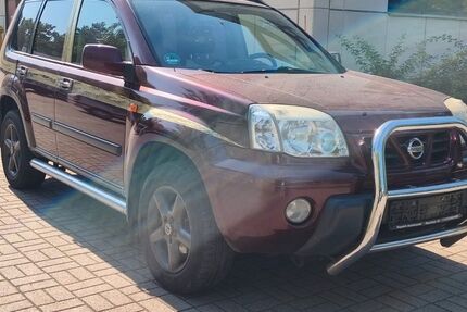 Nissan X-Trail 210.783 km 999 &euro; Berlin 12349