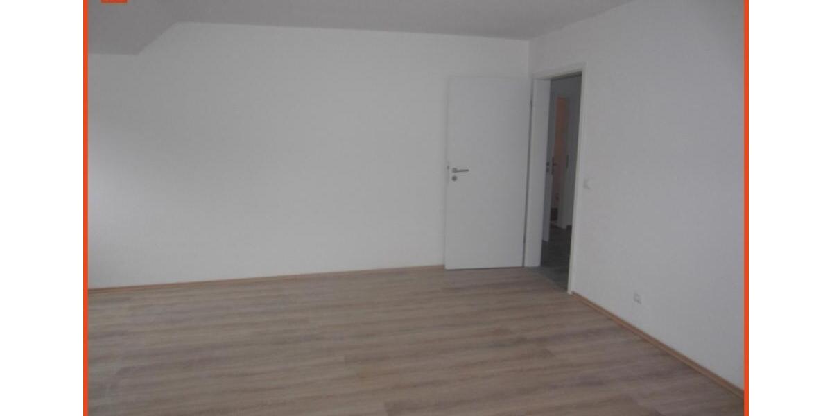 Dachgeschoßwohnung Pforzheim - 3 Zimmer, 95 m&sup2;, 209.000&euro; | Angebot:25570786