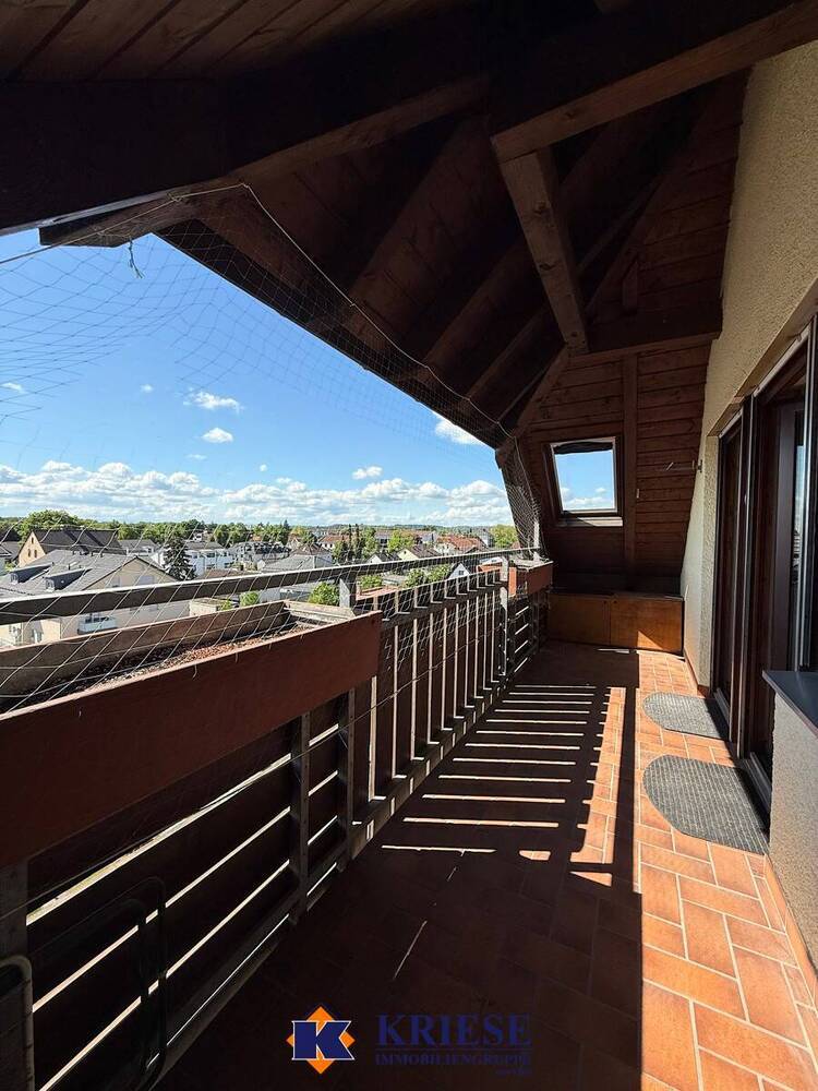 Ihr neues Zuhause über den Dächern Olchings - im Zentrum liegende 2-Zi-DG-Whg. mit Alpenblick