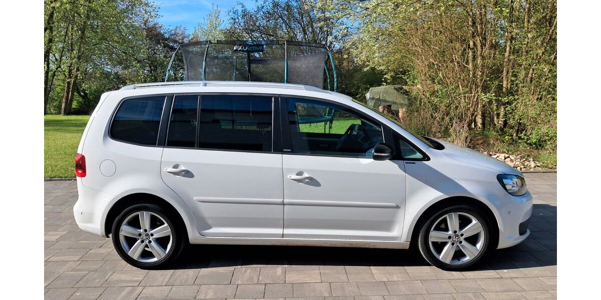 VW Touran 197.000 km 6.500 &euro; Petersberg 36100