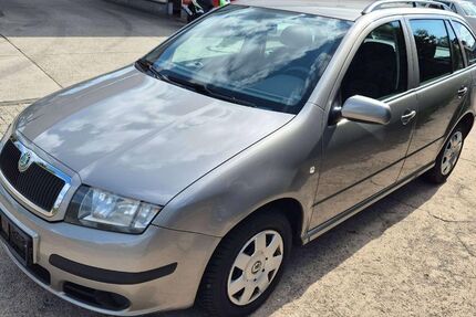 Skoda Fabia 185.000 km 1.000 &euro; Himbergen 29584