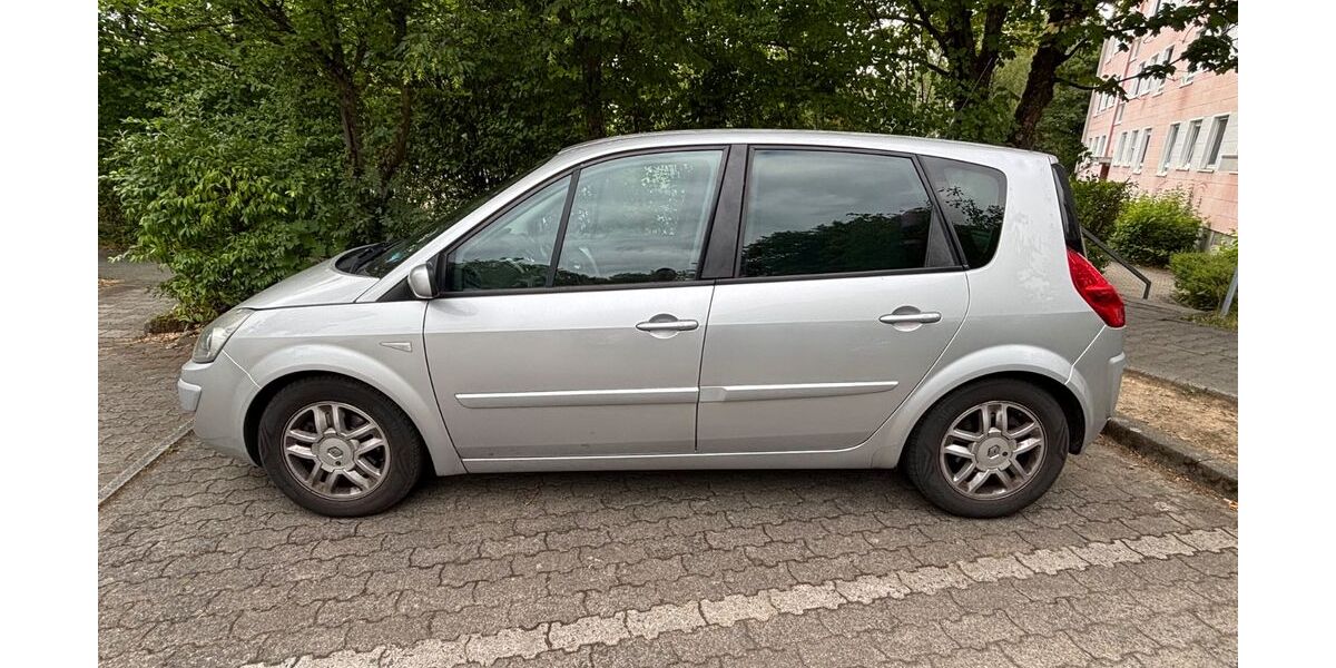Renault Scenic 251.000 km 2.750 &euro; Schwalbach am Taunus 65824