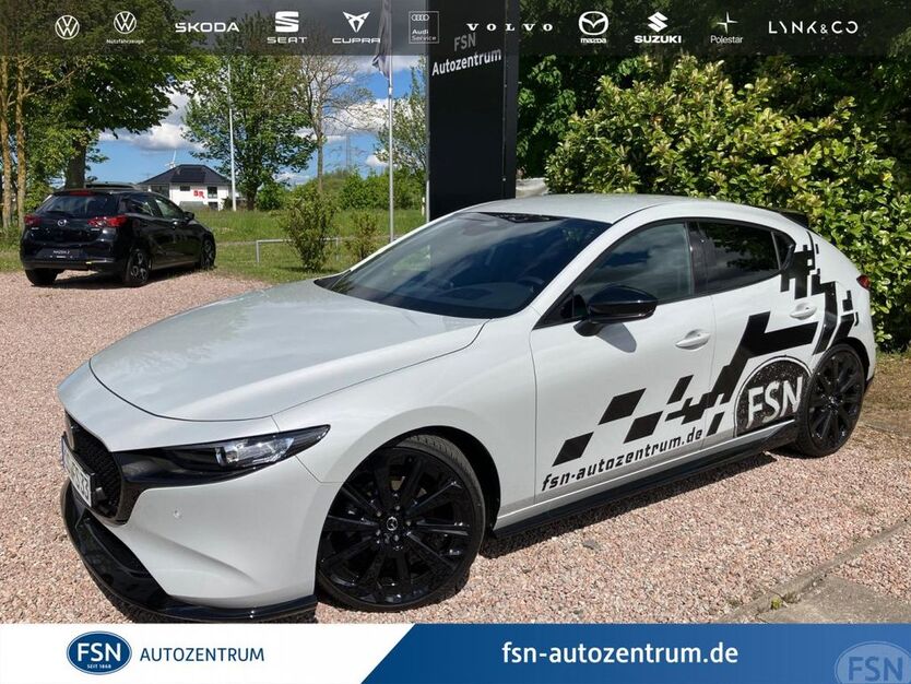 Mazda 3 2.649 km 30.450 € Rostock-Roggentin 18184