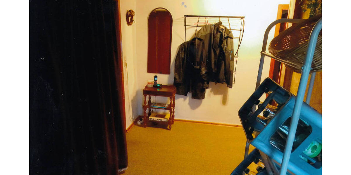 Etagenwohnung Grabfeld Jüchsen - 1 Zimmer, 237 m&sup2;, 48.000&euro; | Angebot:25668273