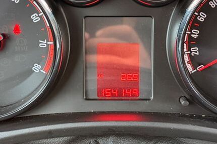 Opel Meriva 154.000 km 3.199 &euro; Ostringen 76684