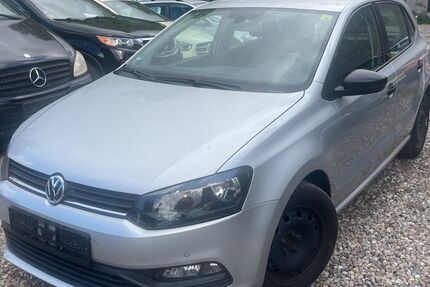 VW Polo 135.000 km 4.950 &euro; Berlin 10245