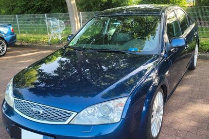 Ford Mondeo 272.000 km 3.000 &euro; Elsdorf 50189