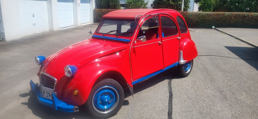 Citroen 2 CV 19.000 km 11.000 &euro; Mengen 88512