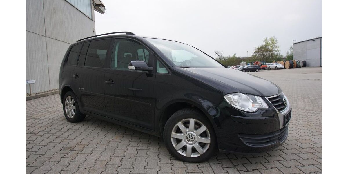 VW Touran 138.414 km 4.950 &euro; Parkstetten 94365
