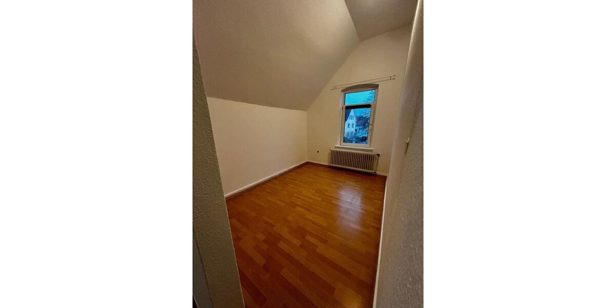 Mehrfamilienhaus, Wohnhaus Oldenburg Kreyenbrück - 7 Zimmer, 150 m&sup2;, 469.000&euro; | Angebot:25854803