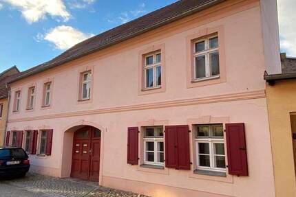 Haus Luckau - 8 Zimmer, 191 m&sup2;, 289.000&euro; | Angebot:25156463