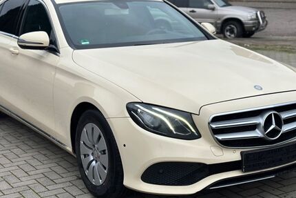 Mercedes-Benz E 200 560.000 km 7.700 &euro; Stapelfeld bei Hamburg 22145