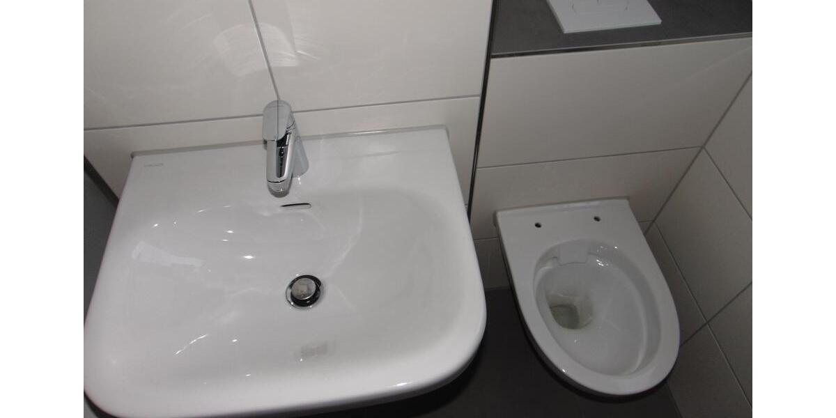 Etagenwohnung Stralsund Knieper - 3 Zimmer, 60 m&sup2;, 330&euro; | Angebot:26147685