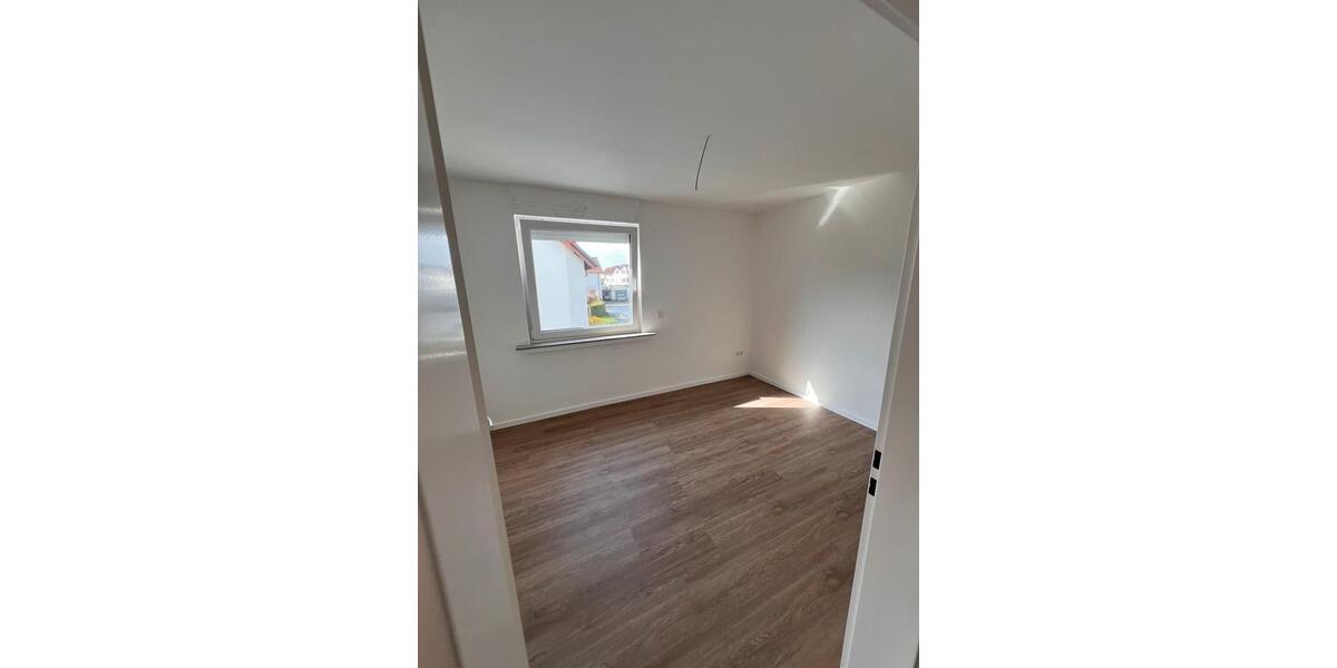 Reihenhaus Holzwickede - 4 Zimmer, 100 m&sup2;, 1.295&euro; | Angebot:25511637