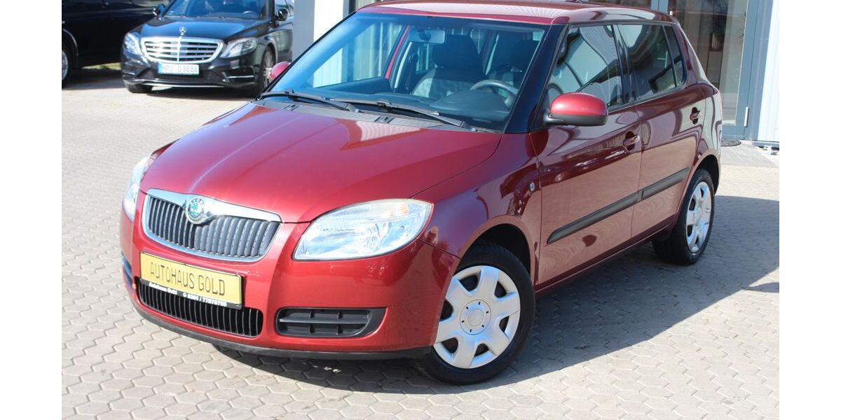 Skoda Fabia 83.205 km 4.990 &euro; Rostock 18107